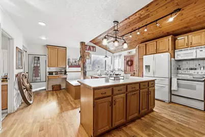 16 S 200 E, Centerville, UT 84014 - Photo 9
