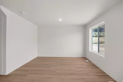 4002 S Woodland Ave #348, Mapleton, UT 84664 - Photo 5