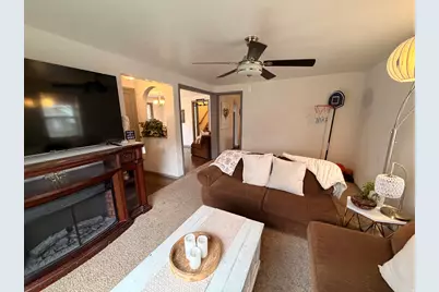 110 S 200 E, Springville, UT 84663 - Photo 3