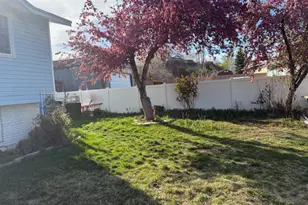 5423 W 5540 S, Kearns, UT 84118 - Photo 25