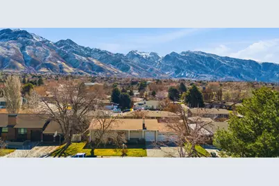 2470 E Camelback Rd S, Cottonwood Heights, UT 84121 - Photo 47