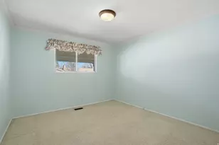 2470 E Camelback Rd S, Cottonwood Heights, UT 84121 - Photo 21