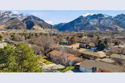 2470 E Camelback Rd S, Cottonwood Heights, UT 84121 - Photo 49