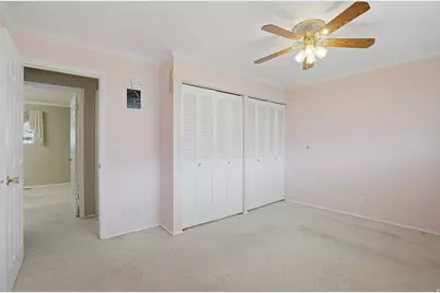 2470 E Camelback Rd S, Cottonwood Heights, UT 84121 - Photo 25