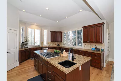 515 E Tanglewood Loop S, North Salt Lake, UT 84054 - Photo 37