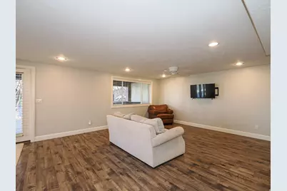 515 E Tanglewood Loop S, North Salt Lake, UT 84054 - Photo 77