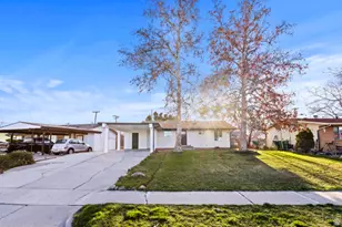 1870 N Celia Way, Layton, UT 84041 - Photo 3