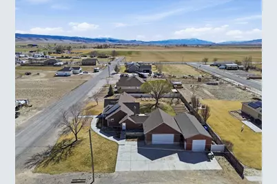 310 S 100 W, Centerfield, UT 84622 - Photo 39