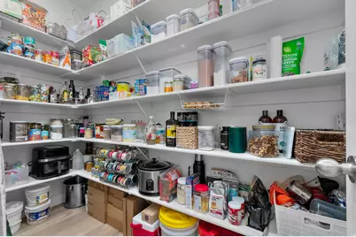 2291 E Parkside Cir, South Ogden, UT 84403 - Photo 11