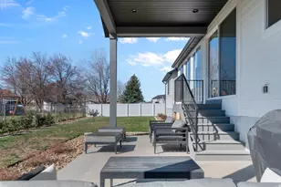 2291 E Parkside Cir, South Ogden, UT 84403 - Photo 35