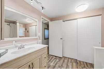 3800 S 1900 W #42, Roy, UT 84067 - Photo 17