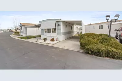 3800 S 1900 W #42, Roy, UT 84067 - Photo 3