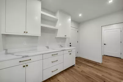 2152 S 30 W, Orem, UT 84058 - Photo 17