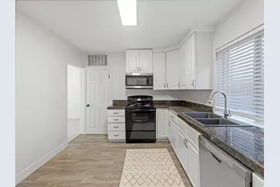 3821 S 300 E, South Salt Lake, UT 84115 - Photo 7