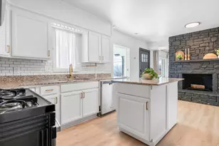 9580 N Cyn Rd, Cedar Hills, UT 84062 - Photo 9