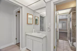 4987 S Beaverbrook Ln, Salt Lake City, UT 84117 - Photo 11