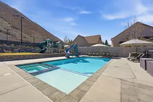 714 E Draper Heights Way, Draper, UT 84020 - Photo 5