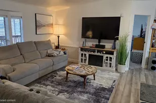 11243 S Hidden View Dr E, Sandy, UT 84070 - Photo 17