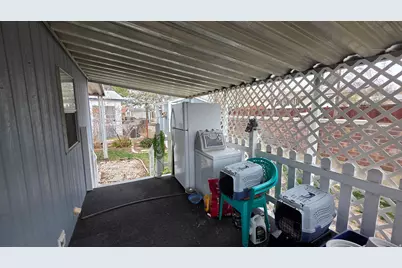 11243 S Hidden View Dr E #122, Sandy, UT 84070 - Photo 9