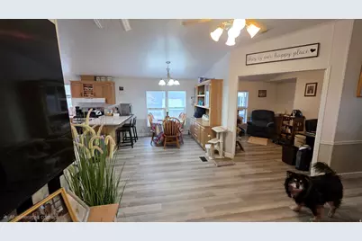 11243 S Hidden View Dr E #122, Sandy, UT 84070 - Photo 19