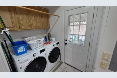 11243 S Hidden View Dr E #122, Sandy, UT 84070 - Photo 37