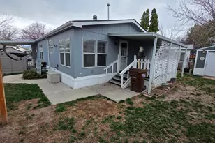 11243 S Hidden View Dr E, Sandy, UT 84070 - Photo 7