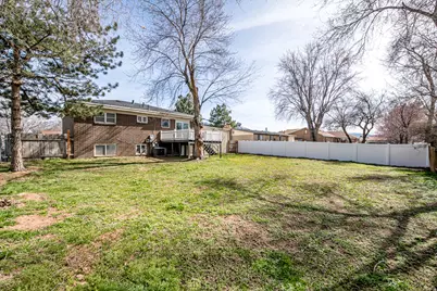 9822 S Darin Dr, Sandy, UT 84070 - Photo 31