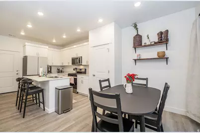 915 W 910 N #2, Tremonton, UT 84337 - Photo 9