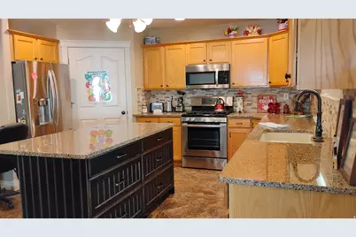 2448 N Williamsburg Ave N, Harrisville, UT 84414 - Photo 11