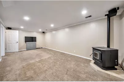 140 W Paula Dr S, Sandy, UT 84070 - Photo 17