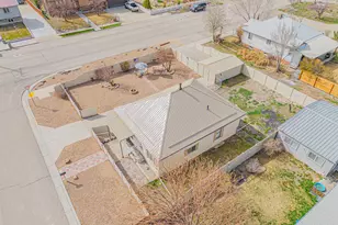 564 S 300 W, Helper, UT 84526 - Photo 15