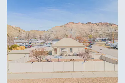 564 S 300 W, Helper, UT 84526 - Photo 13