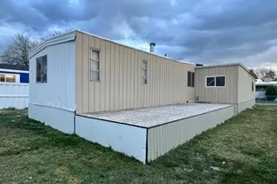 136 W Freedom Ave S, Sandy, UT 84070 - Photo 5