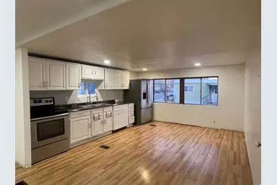 136 W Freedom Ave S #136, Sandy, UT 84070 - Photo 9