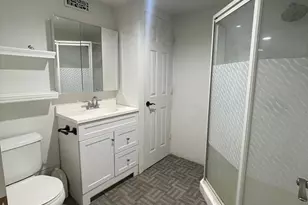 136 W Freedom Ave S, Sandy, UT 84070 - Photo 29