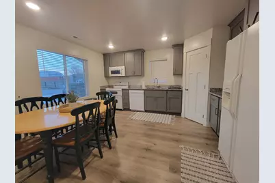 334 N 450 W, Delta, UT 84624 - Photo 7