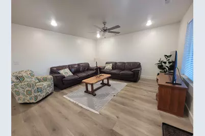 334 N 450 W, Delta, UT 84624 - Photo 9