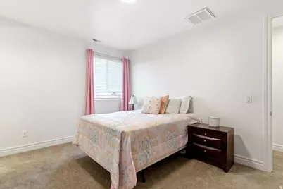 1251 N 2525 W, Clinton, UT 84015 - Photo 25