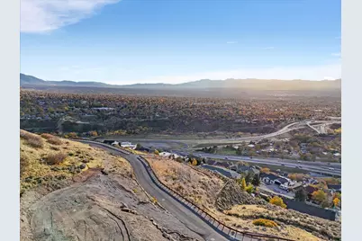 2438 S S Cannon Point Dr #9, Salt Lake City, UT 84109 - Photo 9