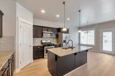 1714 N 3870 W, Lehi, UT 84048 - Photo 5