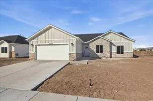 10295 N Vis Ln, Elwood, UT 84337 - Photo 3