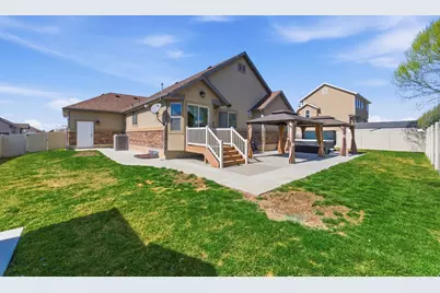 1079 S 1875 W, Syracuse, UT 84075 - Photo 37