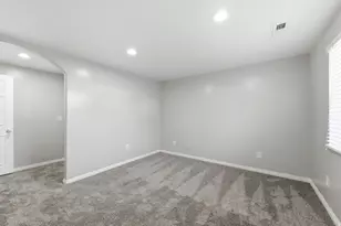 1079 S 1875 W, Syracuse, UT 84075 - Photo 33