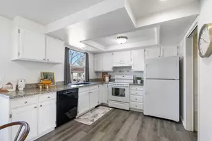 4268 S Dunmore Ct, Taylorsville, UT 84123 - Photo 11