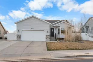 6271 W Liza Ln, West Jordan, UT 84081 - Photo 1