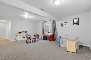 2309 E Hitching Post Dr, Eagle Mountain, UT 84005 - Photo 9