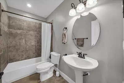 2623 S 3970 W, Hurricane, UT 84737 - Photo 17