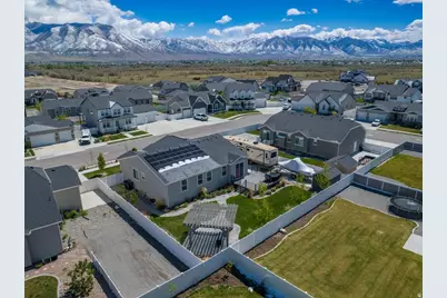 5647 Kestrel Ln, Stansbury Park, UT 84074 - Photo 5