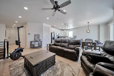 5647 Kestrel Ln, Stansbury Park, UT 84074 - Photo 11