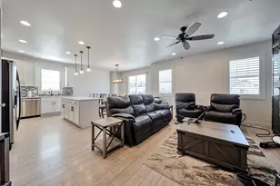 5647 kestrel Ln, Stansbury Park, UT 84074 - Photo 9